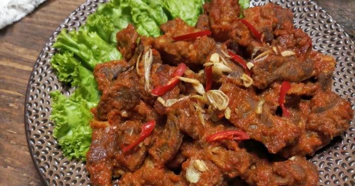 Resep krengsengan pedas kaki ayam