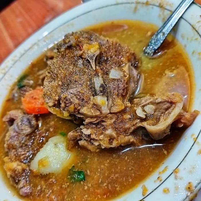 Sop kambing sayur asem