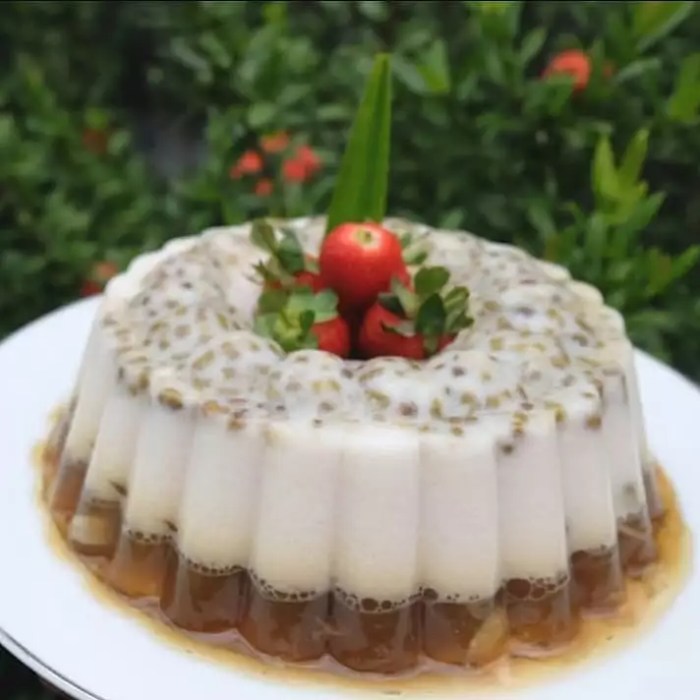 Puding kelapa nanas dengan vla santan