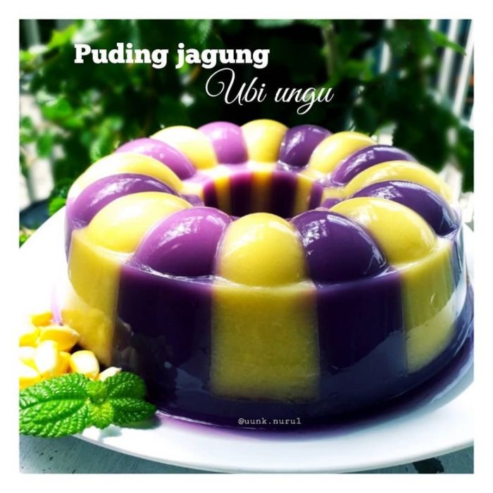 Puding kelapa nanas dengan vla santan