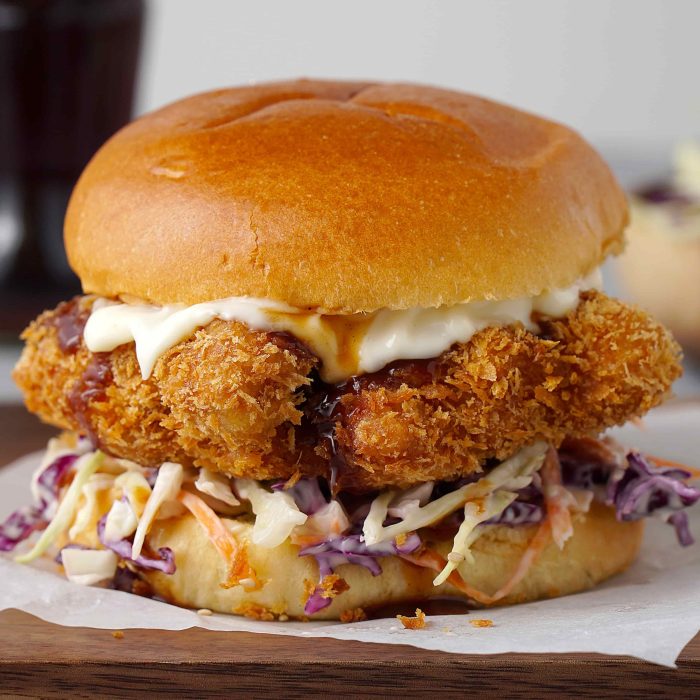 Burger nasi isi udang katsu