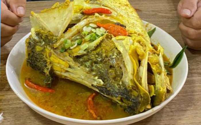 Gulai kepala ikan