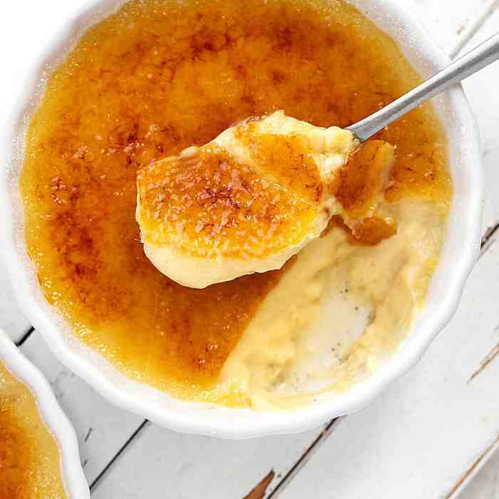 Creme brulee kelapa