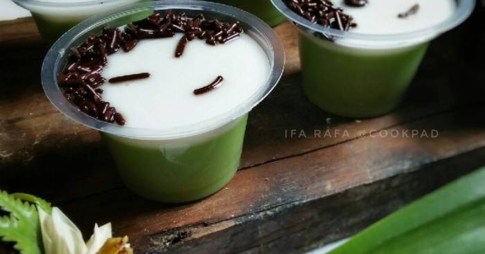 Puding kelapa nanas dengan vla santan